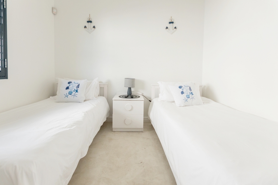 4 Bedroom Property for Sale in Jacobsbaai Western Cape